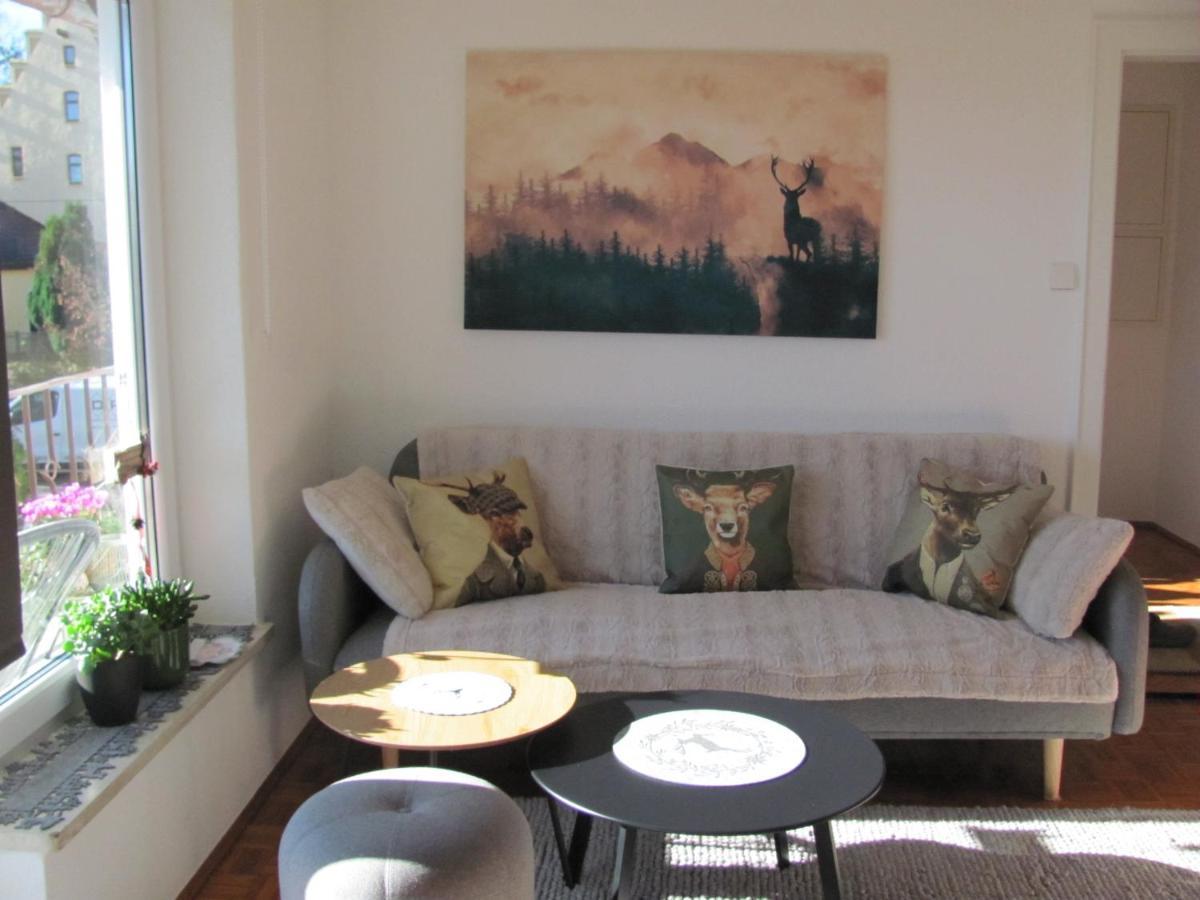 #1Gemuetliches Ruhiges Sonniges Balkonzimmer Mit Gemeinschaftsbad W-Lan Airport Nah Late Night Check In Haus Nr 9,5 Trunkelsberg Extérieur photo