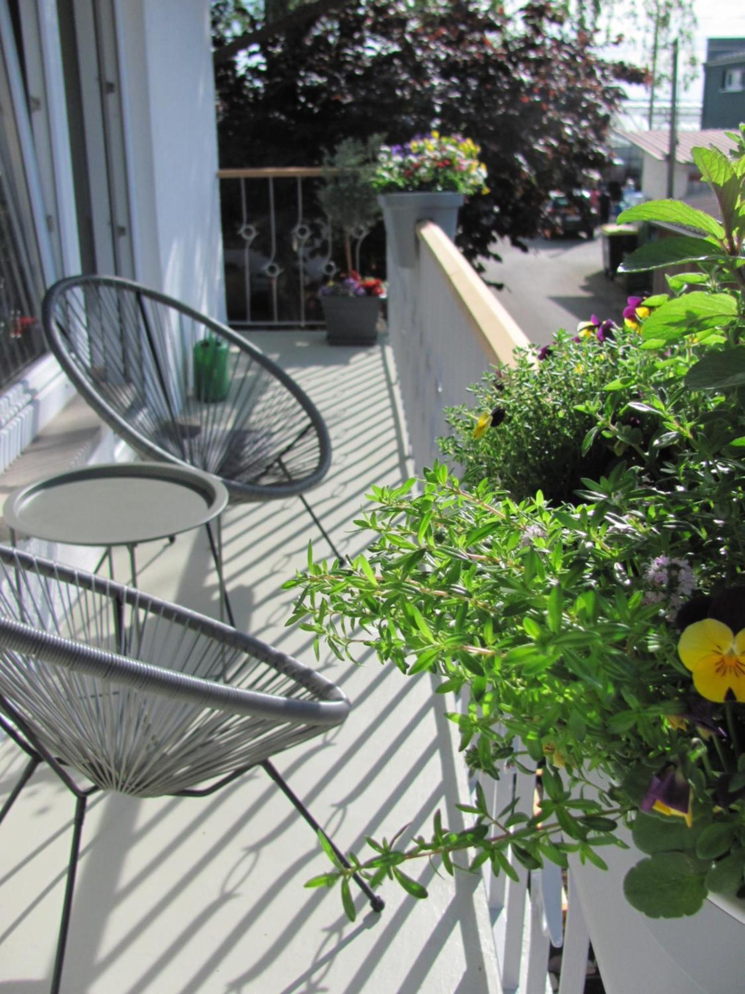 #1Gemuetliches Ruhiges Sonniges Balkonzimmer Mit Gemeinschaftsbad W-Lan Airport Nah Late Night Check In Haus Nr 9,5 Trunkelsberg Extérieur photo